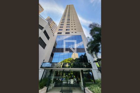 Apartamento para alugar com 150m², 3 quartos e 2 vagas Apartamento para alugar com 150m², 3 quartos e 2 vagasFachada