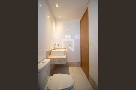 Apartamento para alugar com 150m², 3 quartos e 2 vagas Apartamento para alugar com 150m², 3 quartos e 2 vagasBanheiro da suíte 2