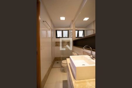 Apartamento para alugar com 150m², 3 quartos e 2 vagas Apartamento para alugar com 150m², 3 quartos e 2 vagasBanheiro da suíte 3