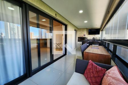 Varanda de apartamento para alugar com 3 quartos, 150m² em Jardim Goiás, Goiânia
