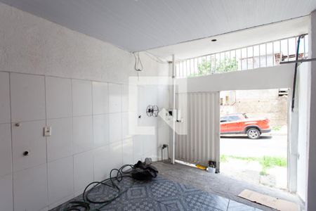 Garagem de casa para alugar com 3 quartos, 70m² em Céu Azul, Belo Horizonte