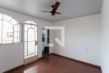 Casa para alugar com 70m², 3 quartos e 1 vaga Casa para alugar com 70m², 3 quartos e 1 vagaSuíte