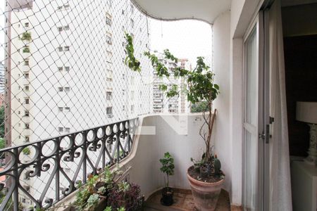Varanda de apartamento para alugar com 2 quartos, 100m² em Indianópolis, São Paulo