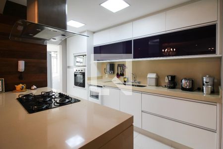 Apartamento para alugar com 100m², 2 quartos e 2 vagasCozinha