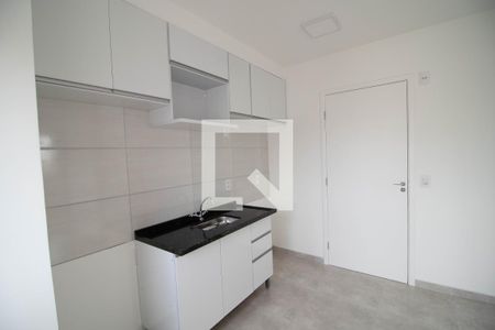 Apartamento para alugar com 32m², 2 quartos e sem vaga Apartamento para alugar com 32m², 2 quartos e sem vagaCozinha - Armários
