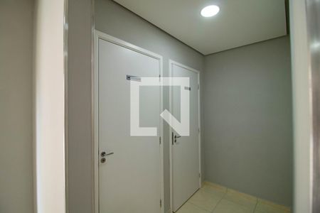 Apartamento para alugar com 32m², 2 quartos e sem vaga Apartamento para alugar com 32m², 2 quartos e sem vagaÁrea comum - Salão de festas