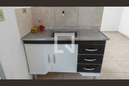 Casa para alugar com 48m², 1 quarto e sem vaga Casa para alugar com 48m², 1 quarto e sem vagaCozinha