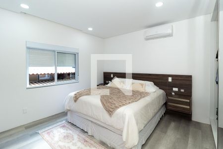 Casa à venda com 450m², 2 quartos e 3 vagasQuarto 1 (Suíte 1)