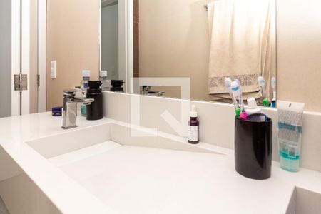 Casa à venda com 450m², 2 quartos e 3 vagasBanheiro da Suíte 1