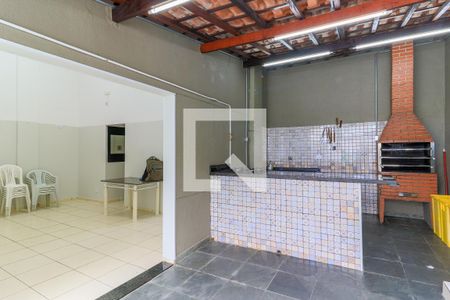 Apartamento à venda com 60m², 2 quartos e sem vagaÁrea comum - Churrasqueira