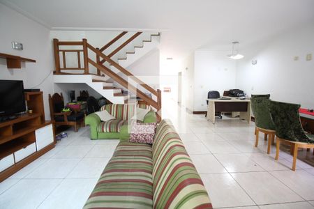 Sala de casa à venda com 6 quartos, 360m² em Cambuci, São Paulo