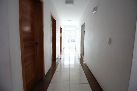 Corredor de casa à venda com 6 quartos, 360m² em Cambuci, São Paulo