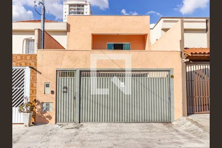 Casa à venda com 299m², 5 quartos e 4 vagas Casa à venda com 299m², 5 quartos e 4 vagasFachada