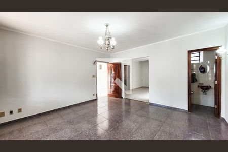 Sala de casa à venda com 5 quartos, 216m² em Parque São Quirino, Campinas