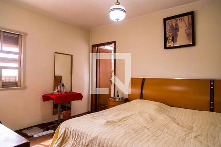 Casa à venda com 207m², 4 quartos e 5 vagasSuíte