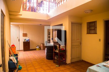 Casa à venda com 207m², 4 quartos e 5 vagasQuintal