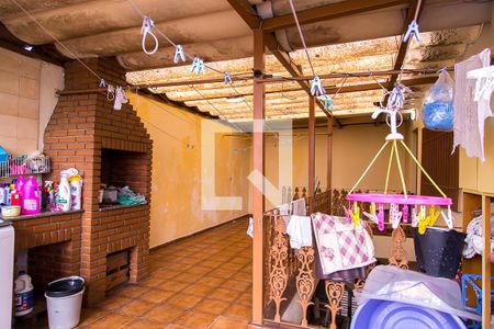 Casa à venda com 207m², 4 quartos e 5 vagasÁrea de Serviço e Lazer