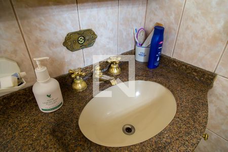 Casa à venda com 207m², 4 quartos e 5 vagasBanheiro da Suíte - Pia