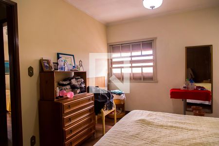 Casa à venda com 207m², 4 quartos e 5 vagasSuíte