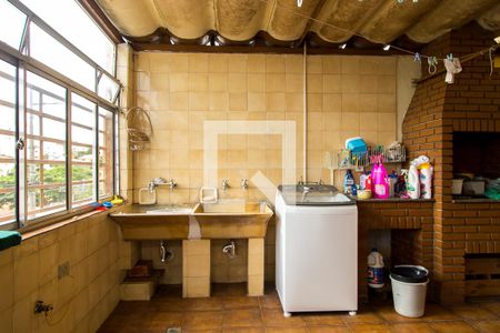 Casa à venda com 207m², 4 quartos e 5 vagasÁrea de Serviço e Lazer