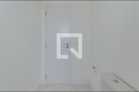 Apartamento à venda com 181m², 3 quartos e 2 vagasBanheiro da Suíte 1