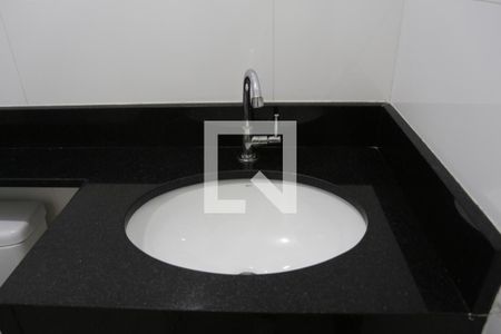 Apartamento para alugar com 44m², 2 quartos e sem vagaBanheiro