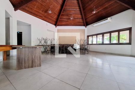 Casa de condomínio à venda com 210m², 3 quartos e 2 vagas Casa de condomínio à venda com 210m², 3 quartos e 2 vagasÁrea comum - Salão de festas