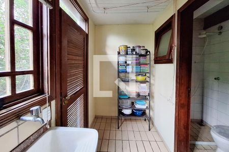 Casa de condomínio à venda com 210m², 3 quartos e 2 vagas Casa de condomínio à venda com 210m², 3 quartos e 2 vagasÁrea de Serviço