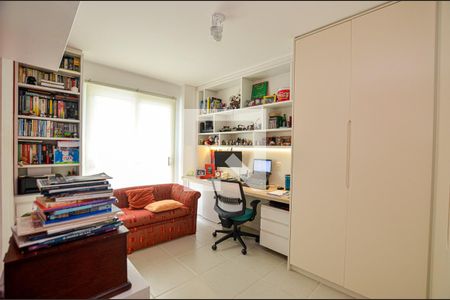 Quarto de casa de condomínio à venda com 4 quartos, 180m² em São Francisco, Niterói