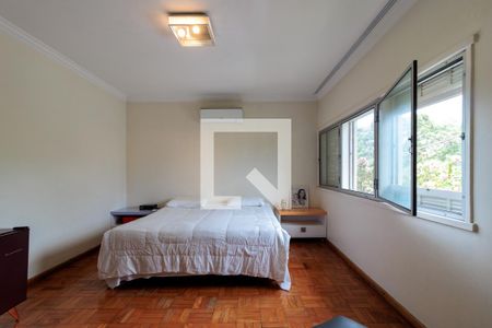 Casa para alugar com 450m², 4 quartos e 3 vagasSuíte