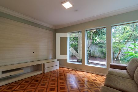 Sala de TV de casa para alugar com 4 quartos, 450m² em Morumbi, São Paulo