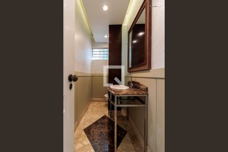 Casa para alugar com 450m², 4 quartos e 3 vagasLavabo