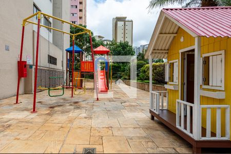 Apartamento à venda com 61m², 2 quartos e 1 vagaÁrea comum - Playground