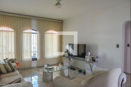Sala de TV de casa para alugar com 4 quartos, 540m² em Jardim do Mar, São Bernardo do Campo