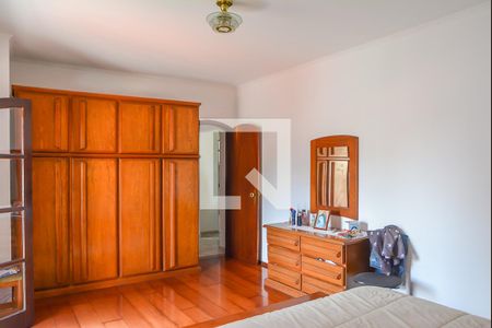 Casa à venda com 540m², 4 quartos e 10 vagasQuarto 1