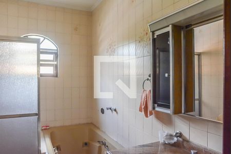 Casa à venda com 540m², 4 quartos e 10 vagasBanheiro da Suíte