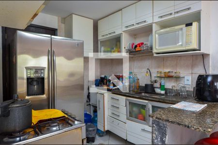 Apartamento à venda com 60m², 2 quartos e sem vaga Apartamento à venda com 60m², 2 quartos e sem vagacozinha