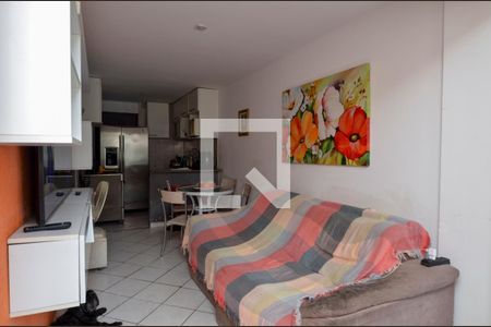 sala  de apartamento à venda com 2 quartos, 60m² em Recreio dos Bandeirantes, Rio de Janeiro