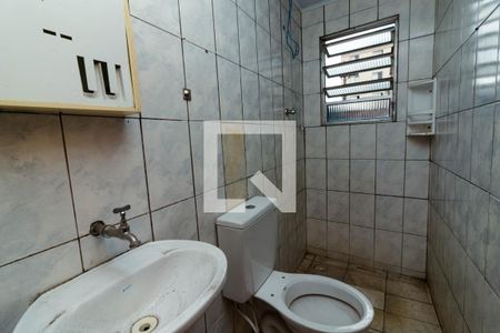 Casa para alugar com 150m², 2 quartos e sem vagaBanheiro Casa 2