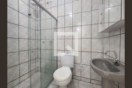 Banheiro de kitnet/studio para alugar com 1 quarto, 20m² em Patamares, Salvador