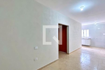 Sala de apartamento para alugar com 2 quartos, 50m² em Parque Continental I, Guarulhos