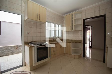 Casa à venda com 240m², 3 quartos e 2 vagasCozinha