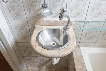 Apartamento para alugar com 66m², 2 quartos e sem vagaBanheiro