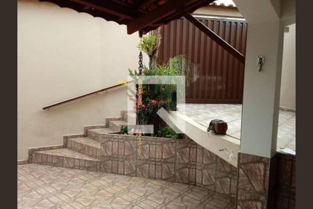 Casa à venda com 296m², 3 quartos e 4 vagas