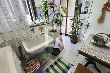 Apartamento para alugar com 70m², 2 quartos e 1 vaga Apartamento para alugar com 70m², 2 quartos e 1 vagaÁrea de Serviço