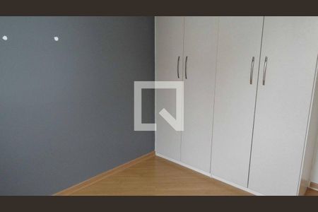 Quarto de apartamento à venda com 2 quartos, 50m² em São Pedro, Osasco