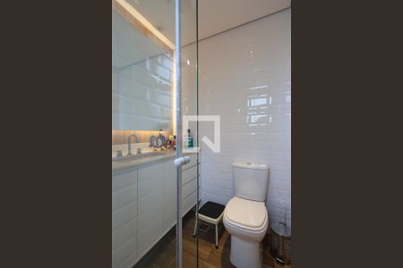 Apartamento à venda com 69m², 2 quartos e 2 vagasBanheiro da Suíte 1