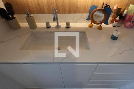 Apartamento à venda com 69m², 2 quartos e 2 vagasBanheiro da Suíte 1