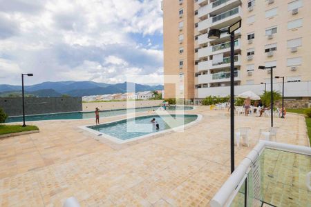 Apartamento à venda com 160m², 3 quartos e 2 vagasÁrea Comum Piscina