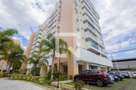 Apartamento à venda com 160m², 3 quartos e 2 vagasFachada